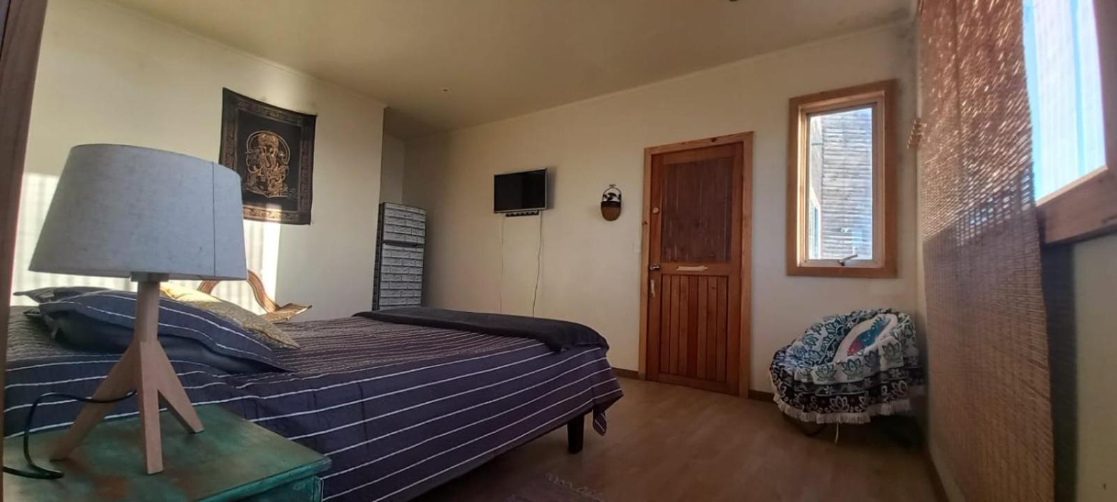 Hostal El Faro Otel San Antonio  Dış mekan fotoğraf